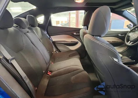 2015 Dodge Dart Sxt z USA, uszkodzony, nr VIN 1C3CDFBB7FD422565